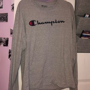 Champion - long sleeve tee!